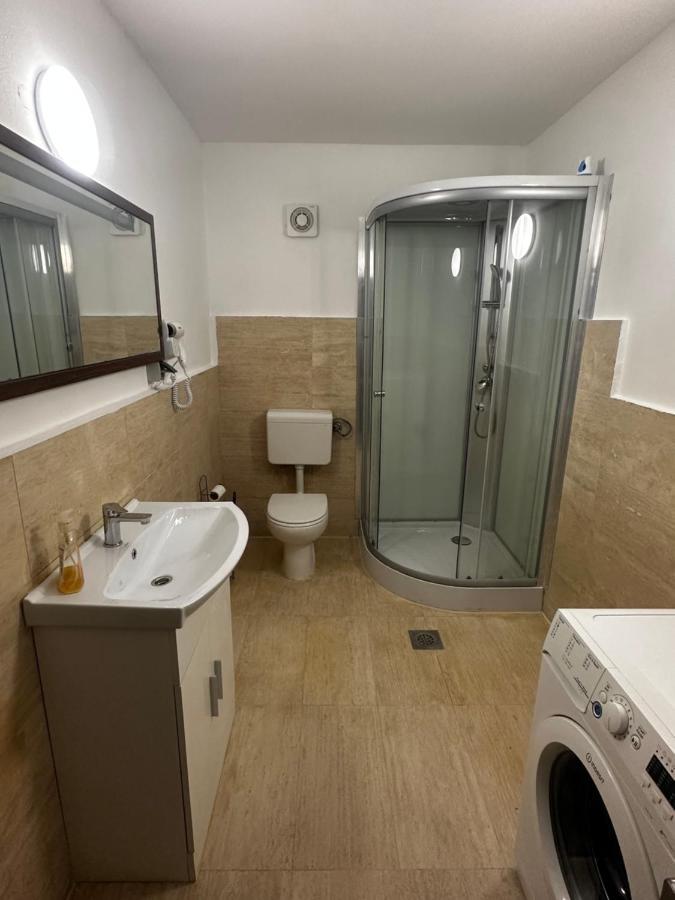 Origo Rooms And Apartments Stahovica Esterno foto